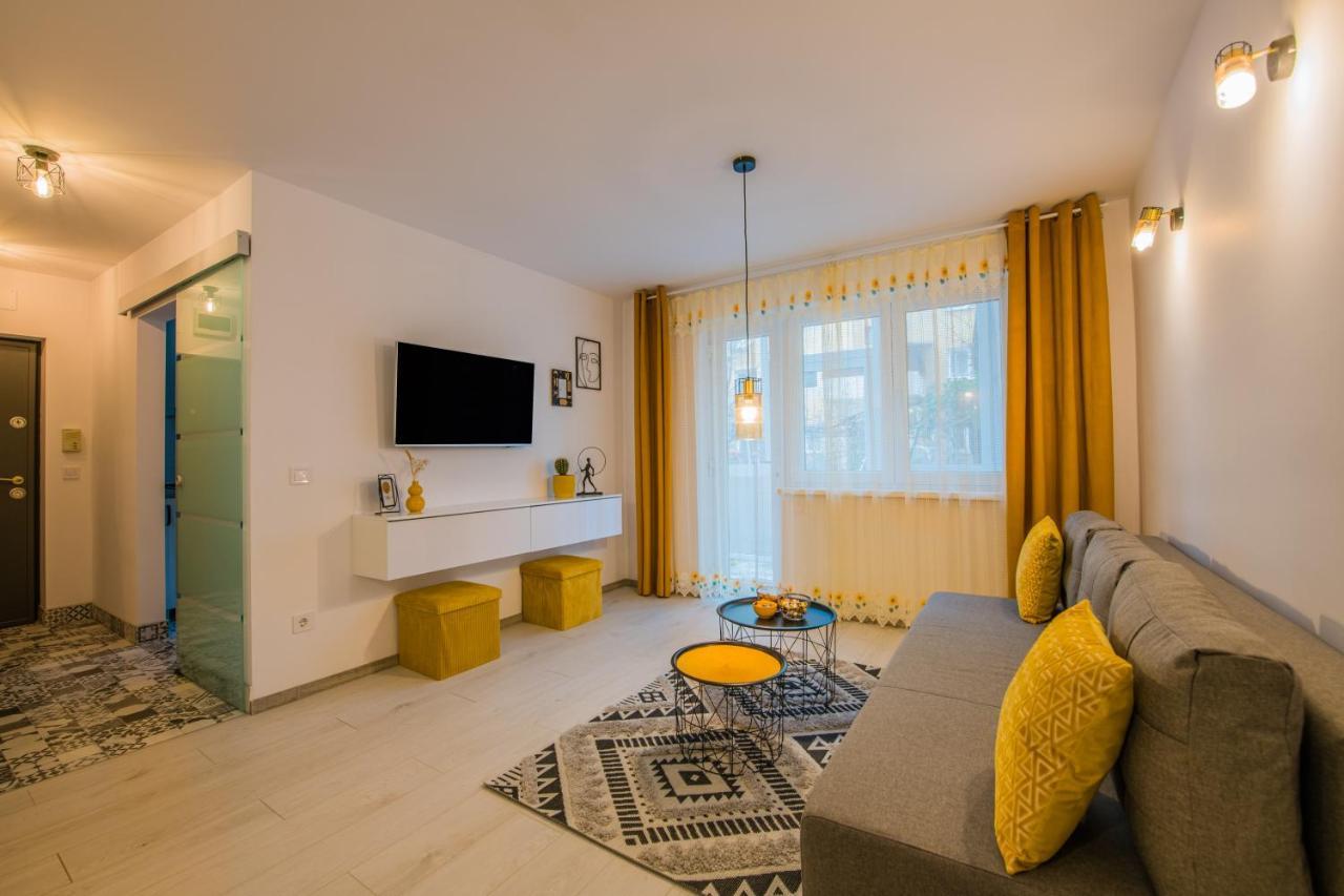 Kitty Sunflower Apartment Алба-Юлия Экстерьер фото